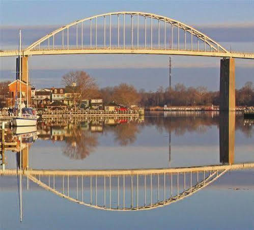 Inn At The Canal Bed & Breakfast Chesapeake City Exteriér fotografie